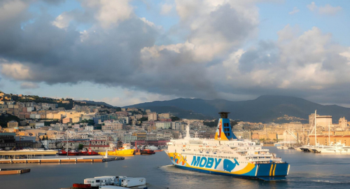 GNV Azzurra, incendio a bordo: nessun ferito